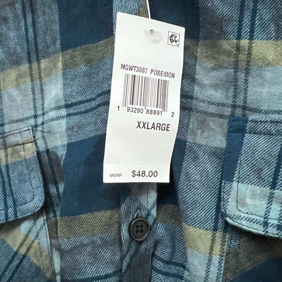 NWT Madden Girl Cropped Flannel, XXL - Picture 3 of 3